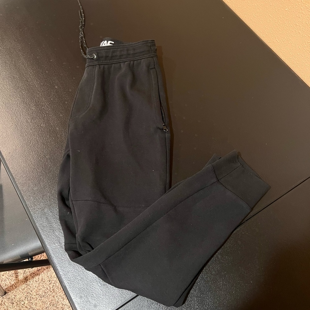 American eagle joggers